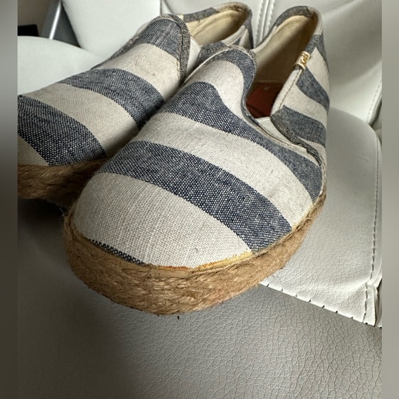 Keds Stripe Slip On Jute Sole - Size 8 - Picture 4 of 6